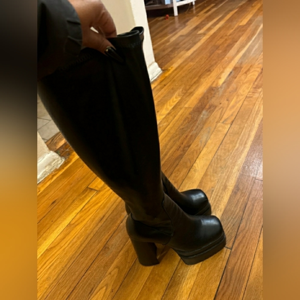 AZALEA WANG Chunky Platform Black Heeled Boots Tiktok Famous LNC With Box - Picture 9 of 12